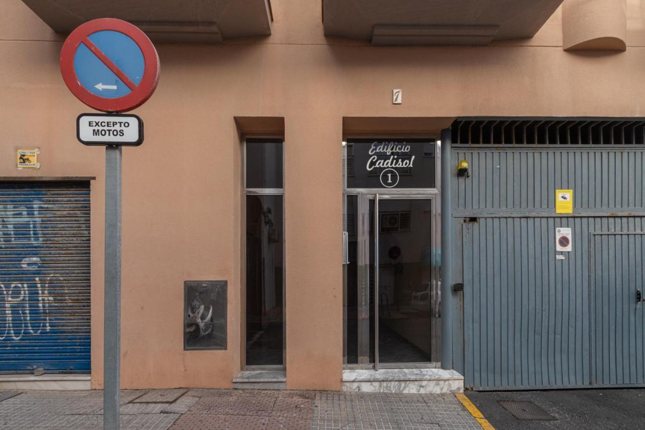 Apartamento Cadiz Be Kind Екстериор снимка