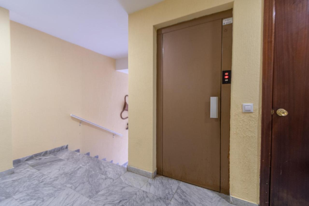 Apartamento Cadiz Be Kind Екстериор снимка